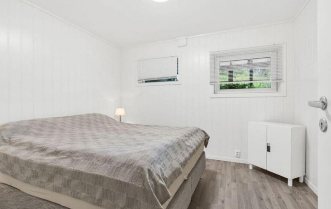 Lovely 1 Bedroom Downstairs Condo With Free Parking Place スヴォルヴァール エクステリア 写真